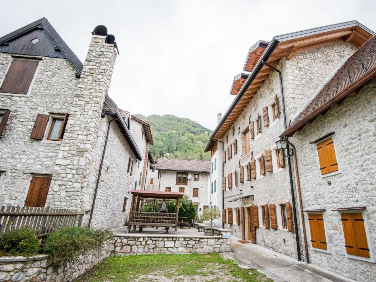 Apartment Albergo Diffuso - Cjasa Ustin-3 By Interhome Barcis Kültér fotó